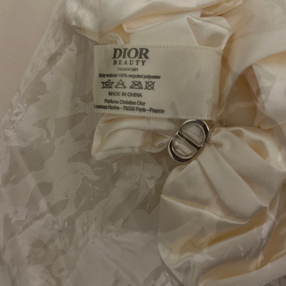 Dior Beauty CD Scrunchie NEW!!